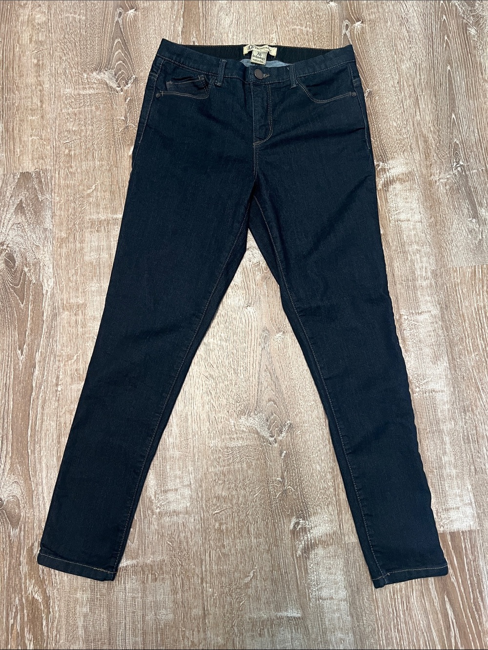 Democracy Ab Technology Mid-Rise Dark Wash Denim size 6